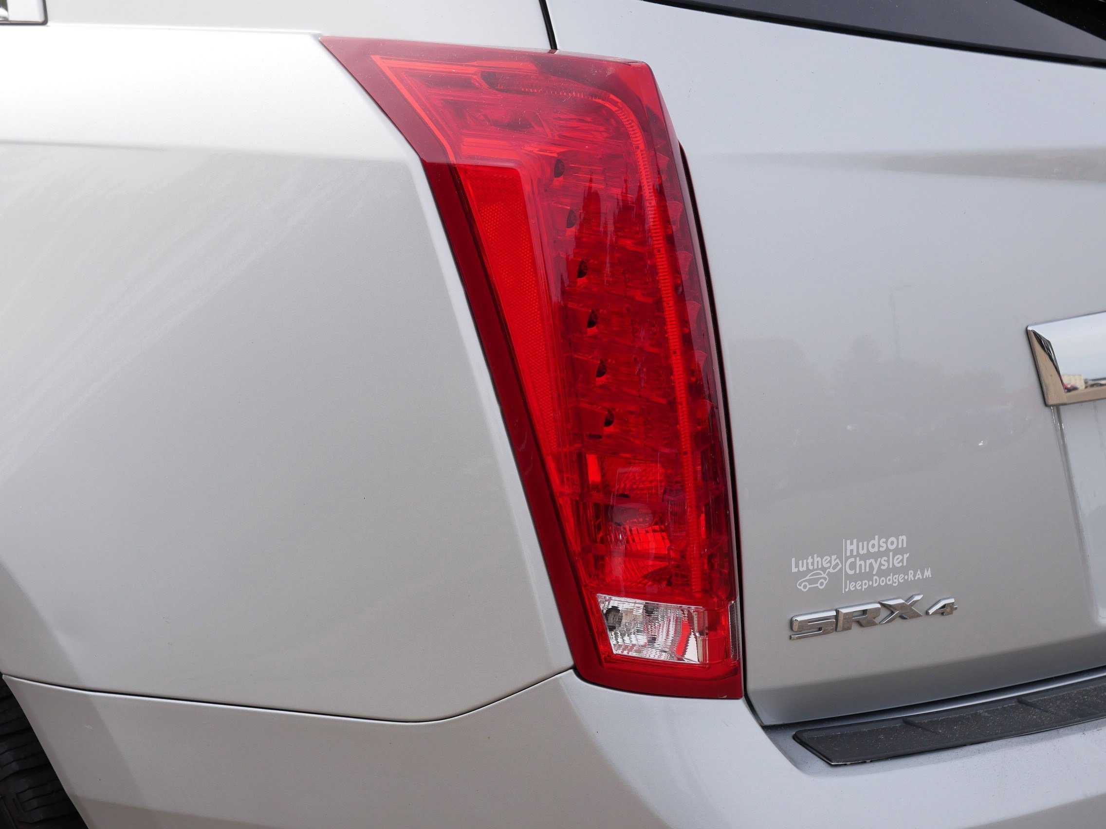 2016 Cadillac SRX Luxury photo 17