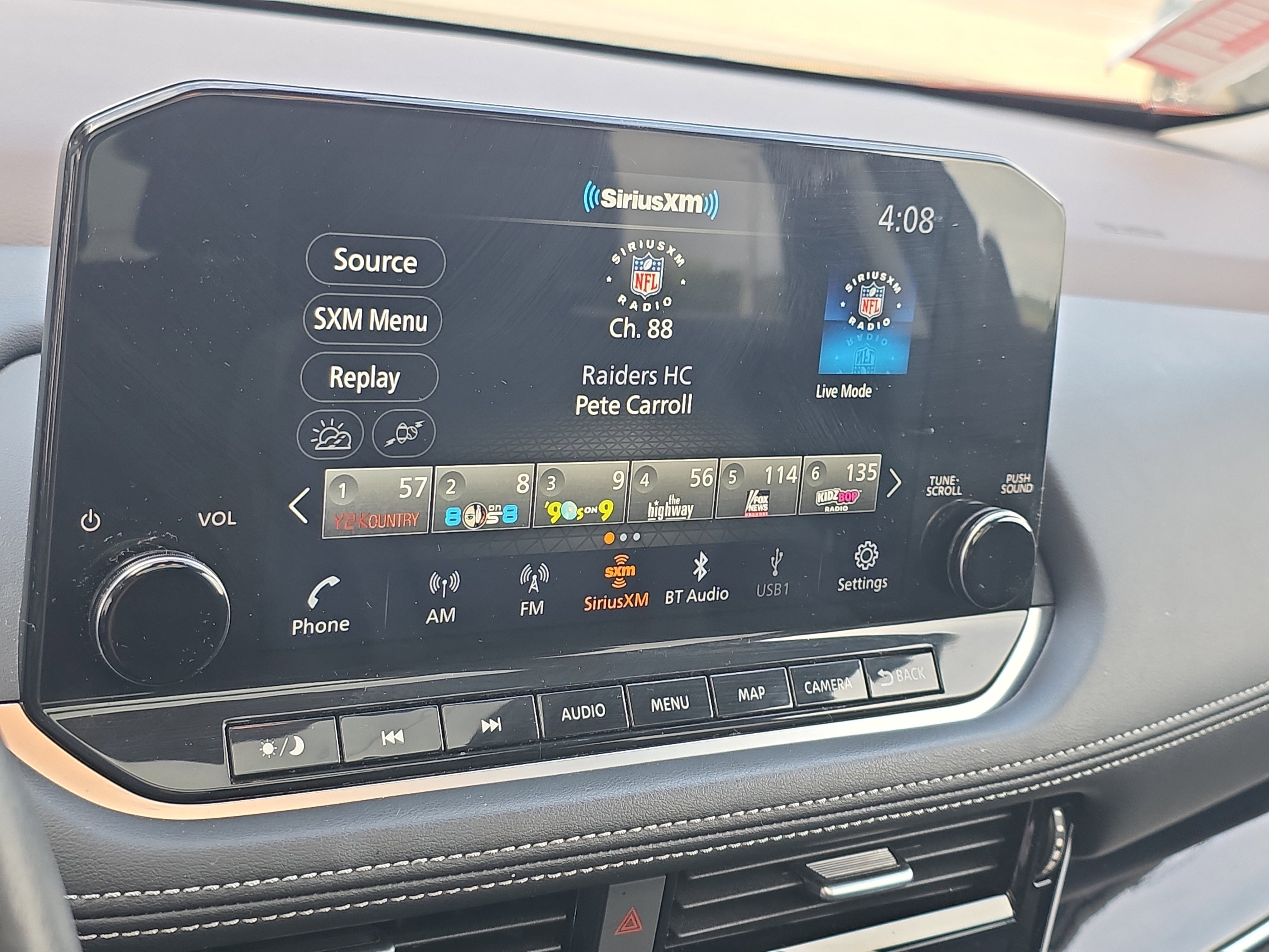 2023 Nissan Rogue SL photo 3