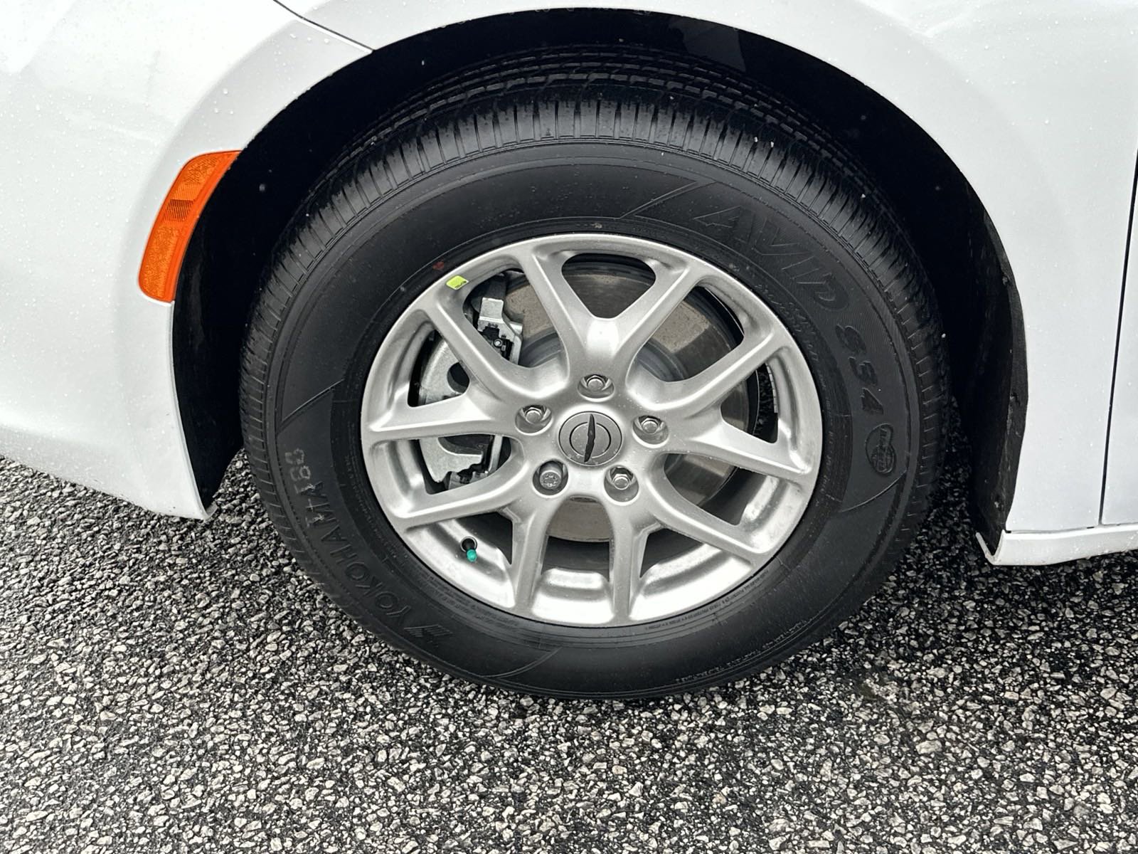 2025 Chrysler Voyager LX photo 12