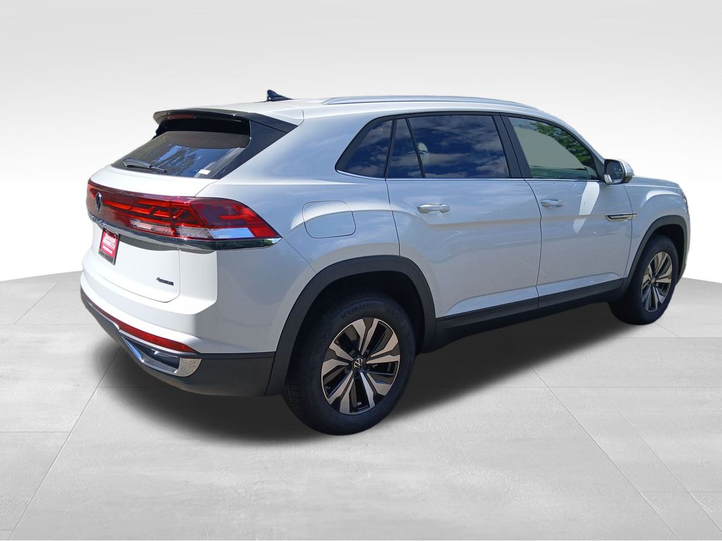 2026 Volkswagen Atlas Cross Sport SE photo 5