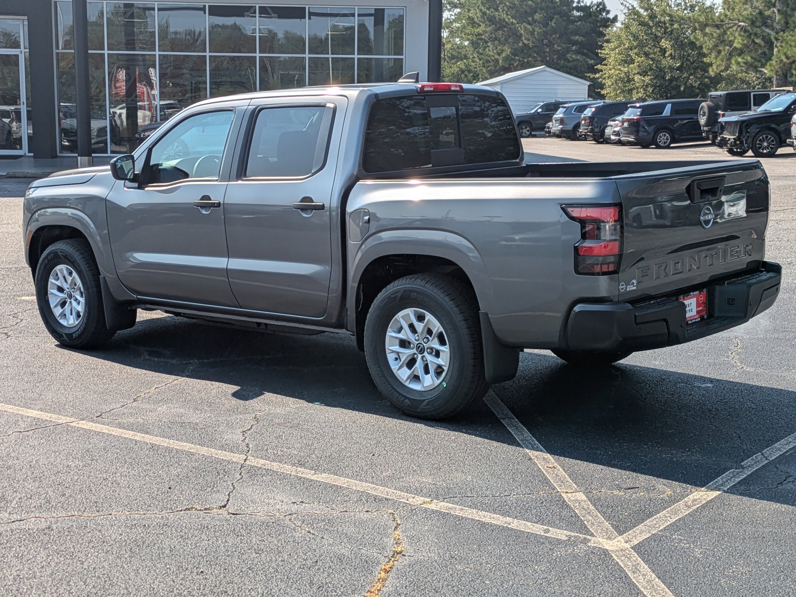 2026 Nissan Frontier S photo 2