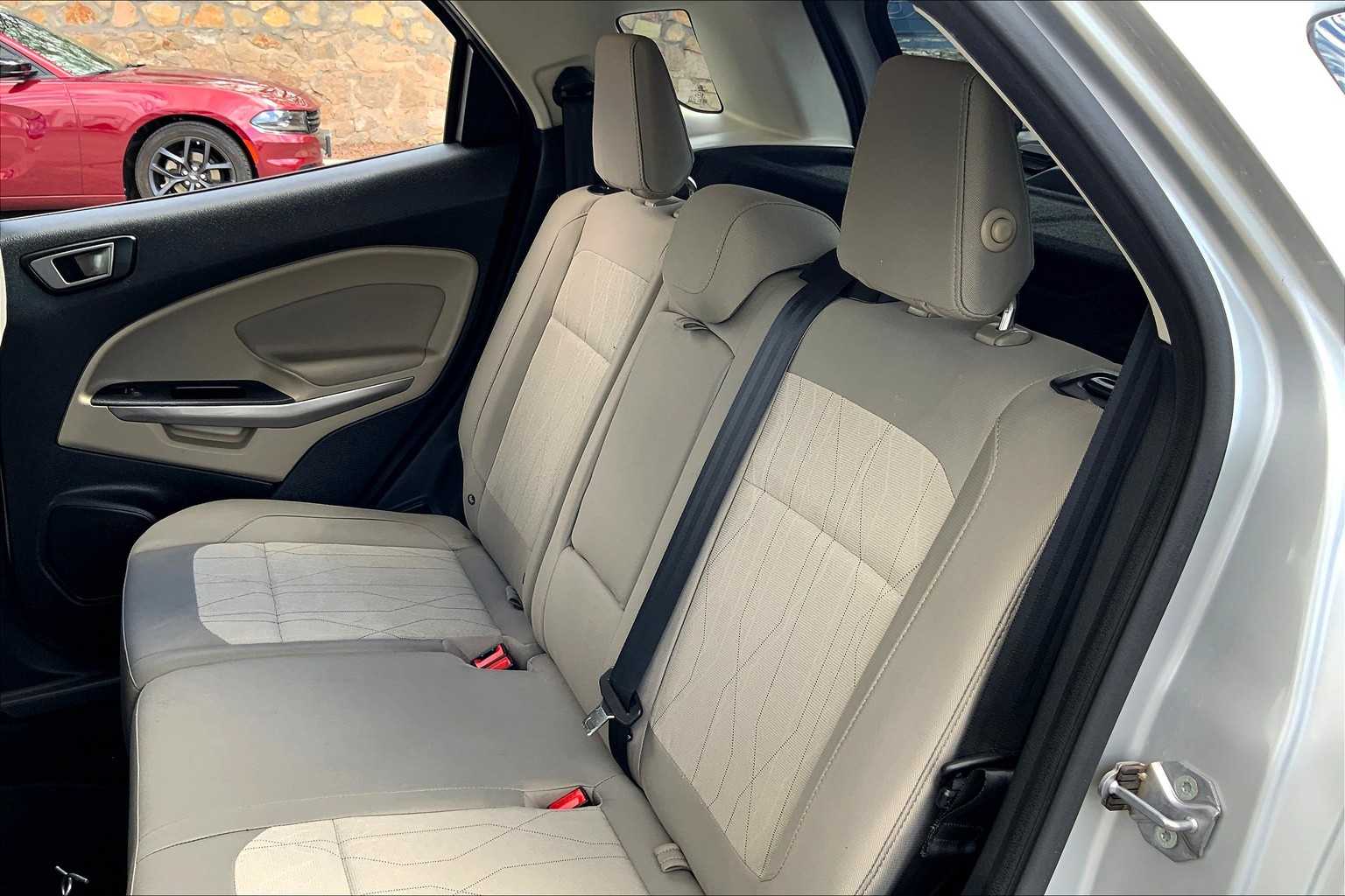 2020 Ford EcoSport SE photo 19
