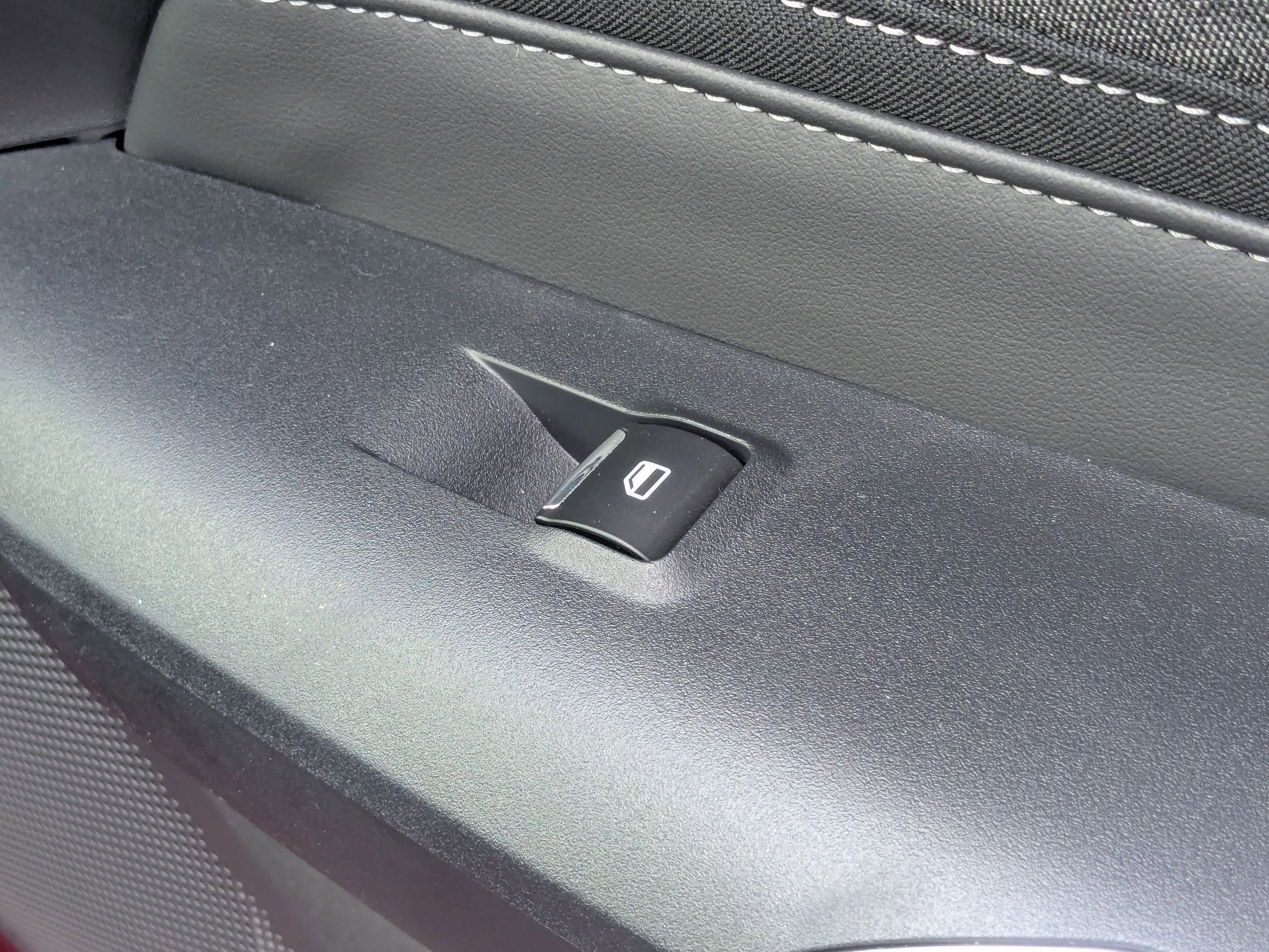 2025 Ford Mustang GT photo 24