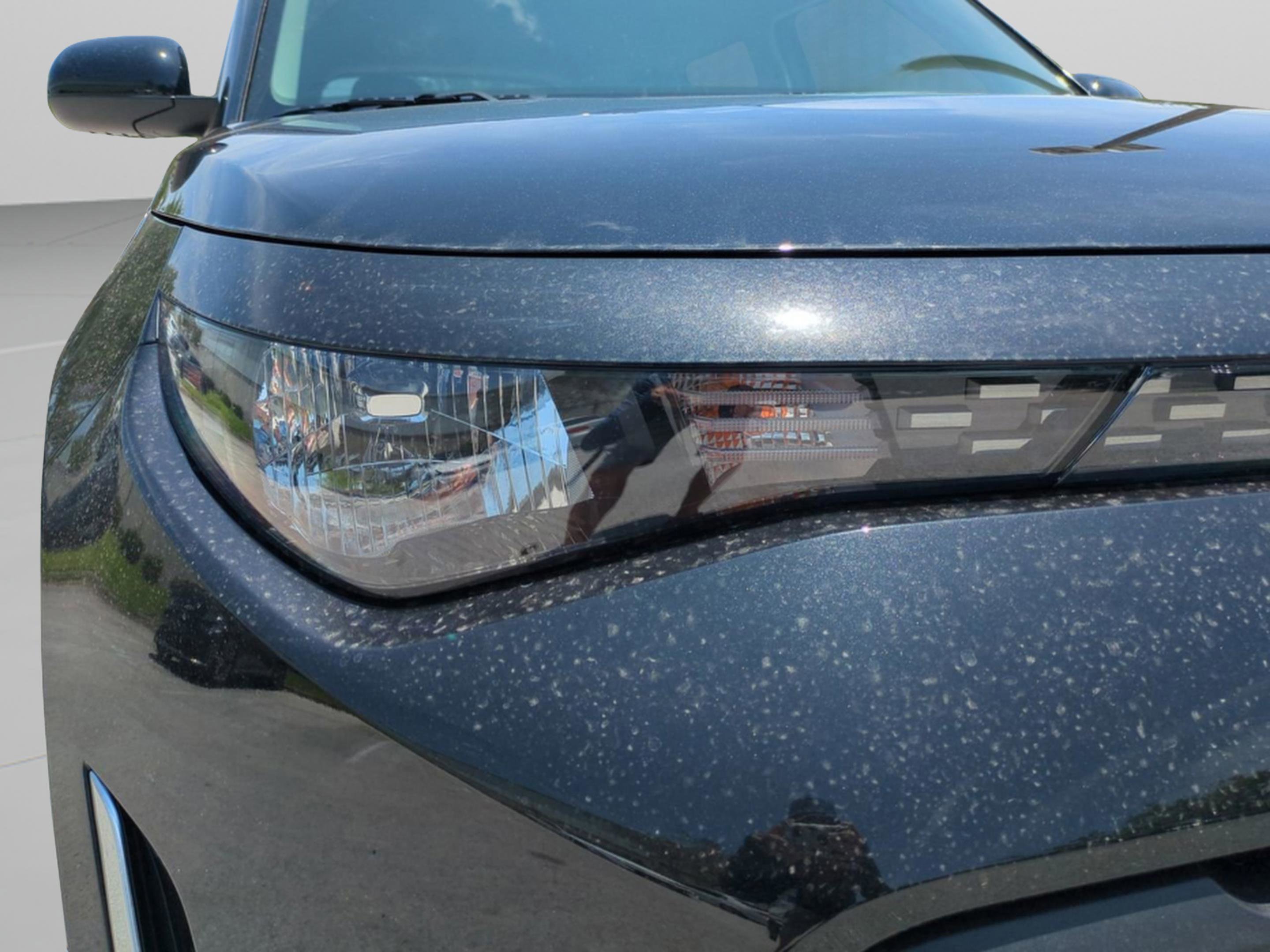 2025 Kia Soul LX photo 6