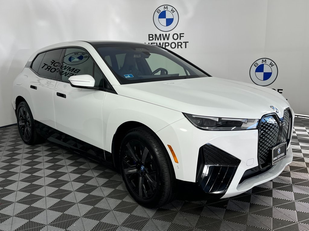 2025 BMW iX 50's photo