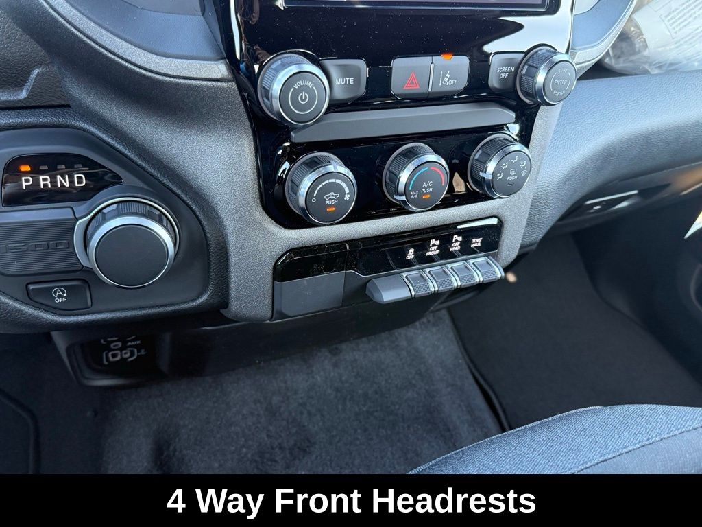 2025 Ram 1500 Tradesman photo 13