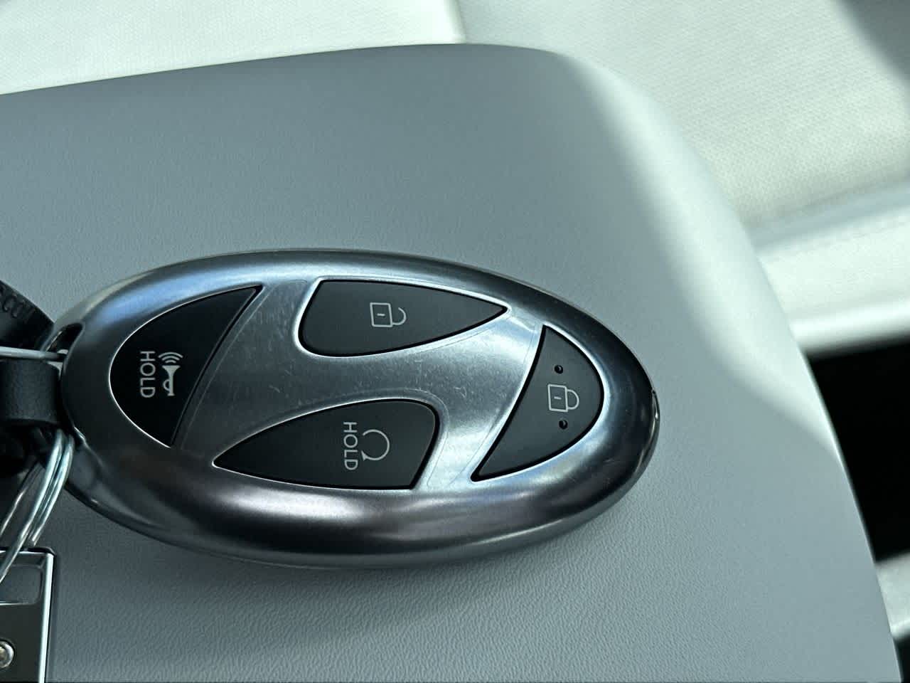 2026 Hyundai Kona SEL photo 26