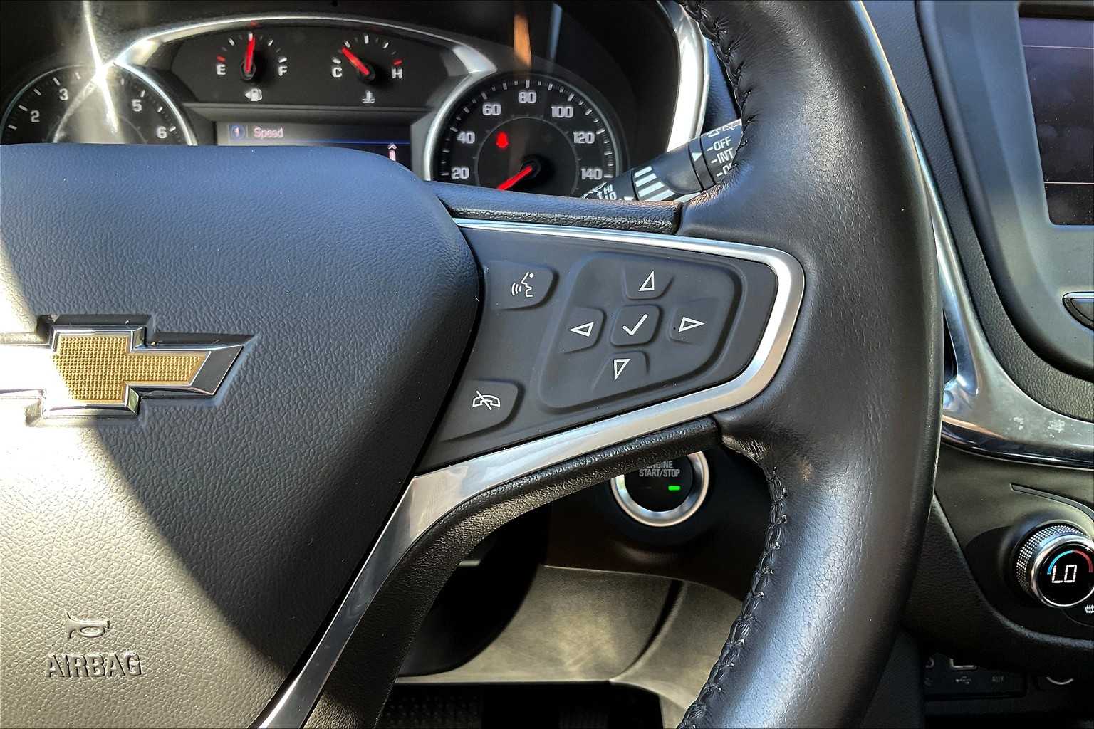 2022 Chevrolet Equinox LT photo 10