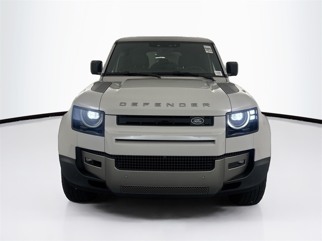 2026 Land Rover Defender 110 S photo 2