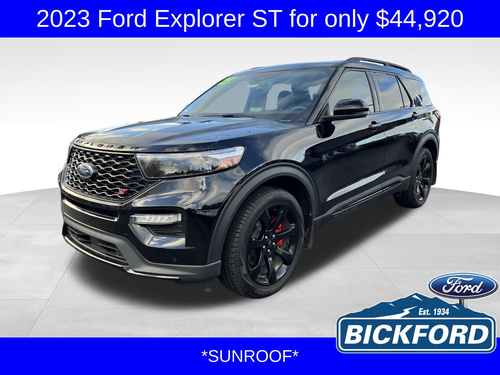 2023 Ford Explorer ST's photo
