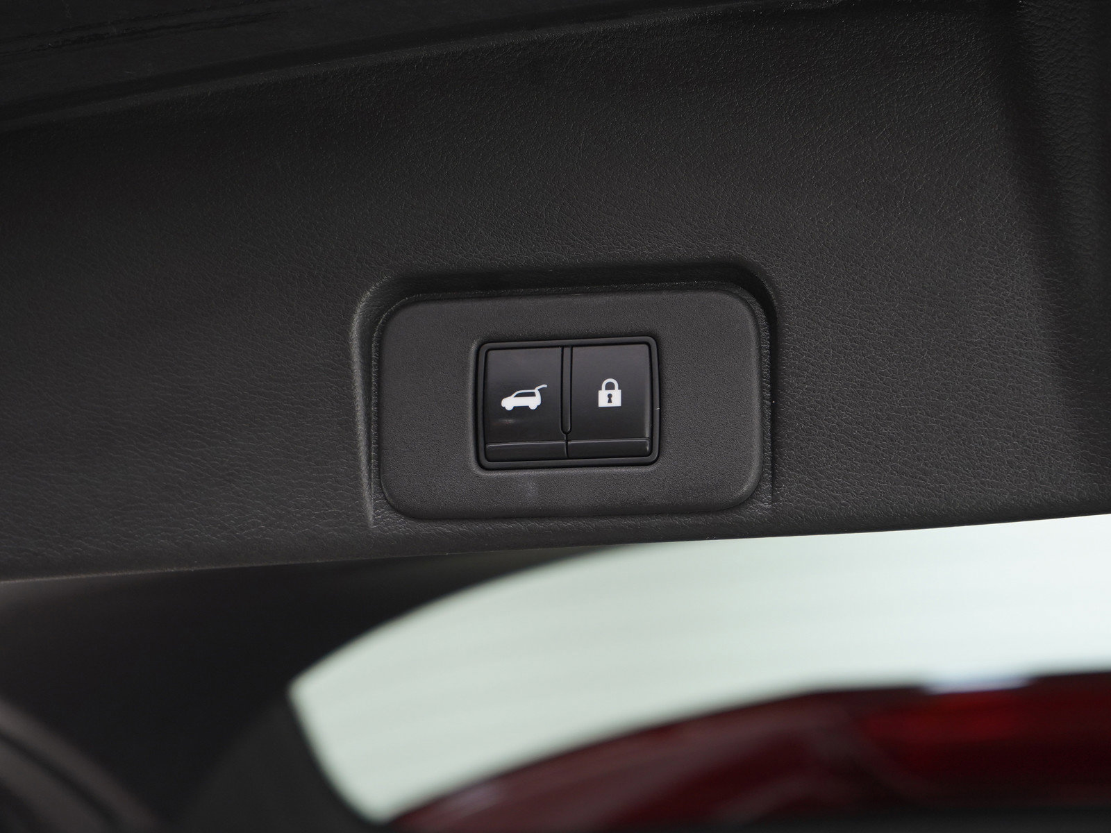 2021 Nissan Rogue SV photo 10