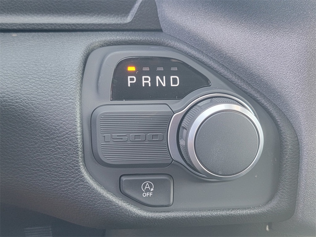 2025 Ram 1500 Tradesman photo 17
