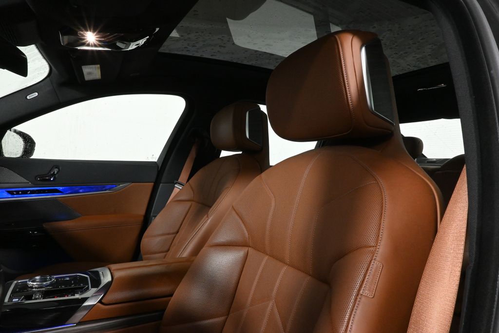 2024 Bmw 760i xDrive photo 3
