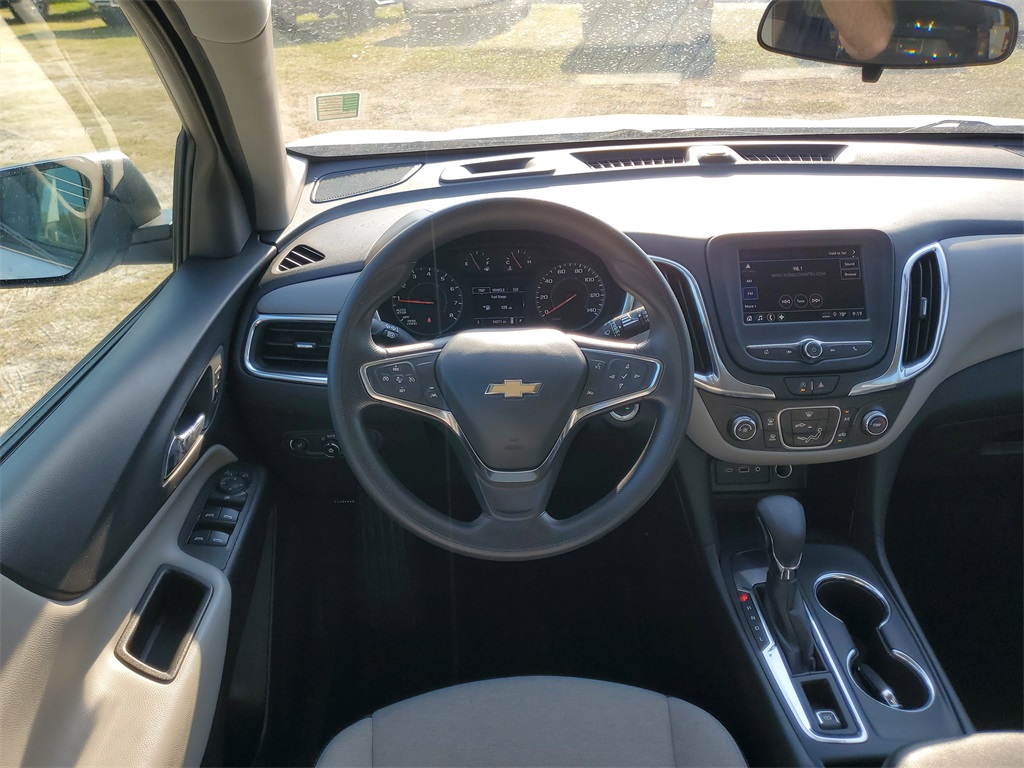 2023 Chevrolet Equinox LS photo 23