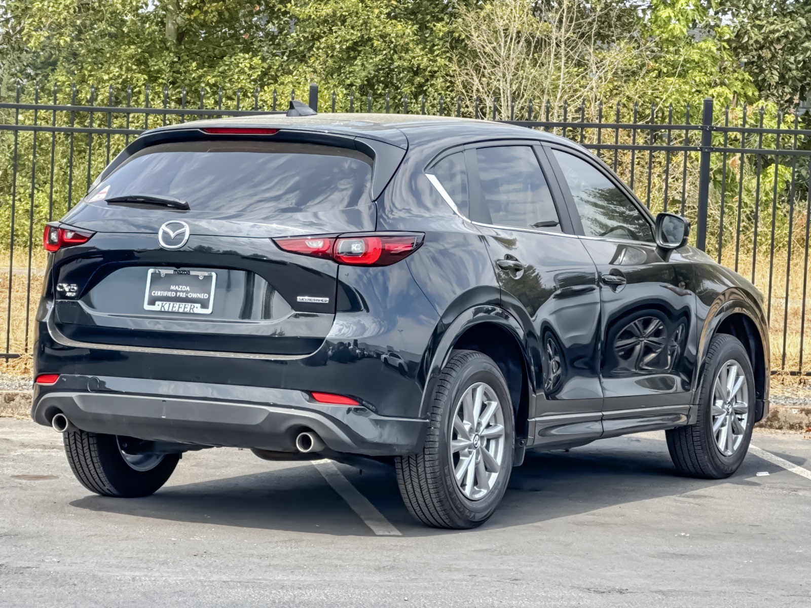 2025 Mazda CX-5 2.5 S Preferred photo 3
