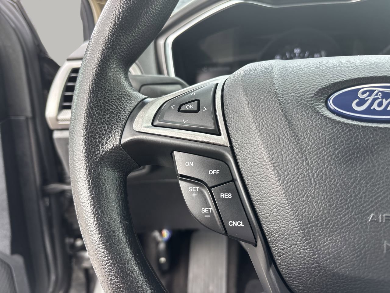 2018 Ford Fusion Hybrid S photo 17