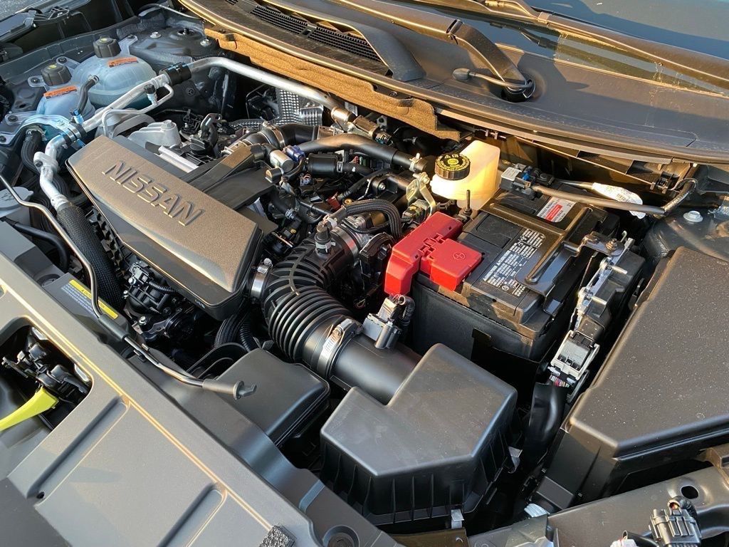 2025 Nissan Rogue S photo 12
