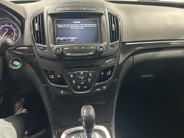 2015 Buick Regal Turbo Premium I photo 16
