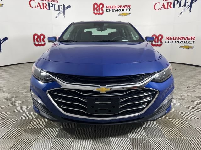 2023 Chevrolet Malibu 1LT photo 2