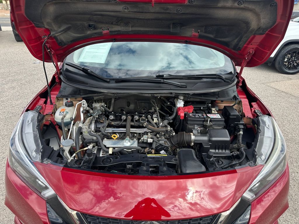 2022 Nissan Versa 1.6 SR photo 16