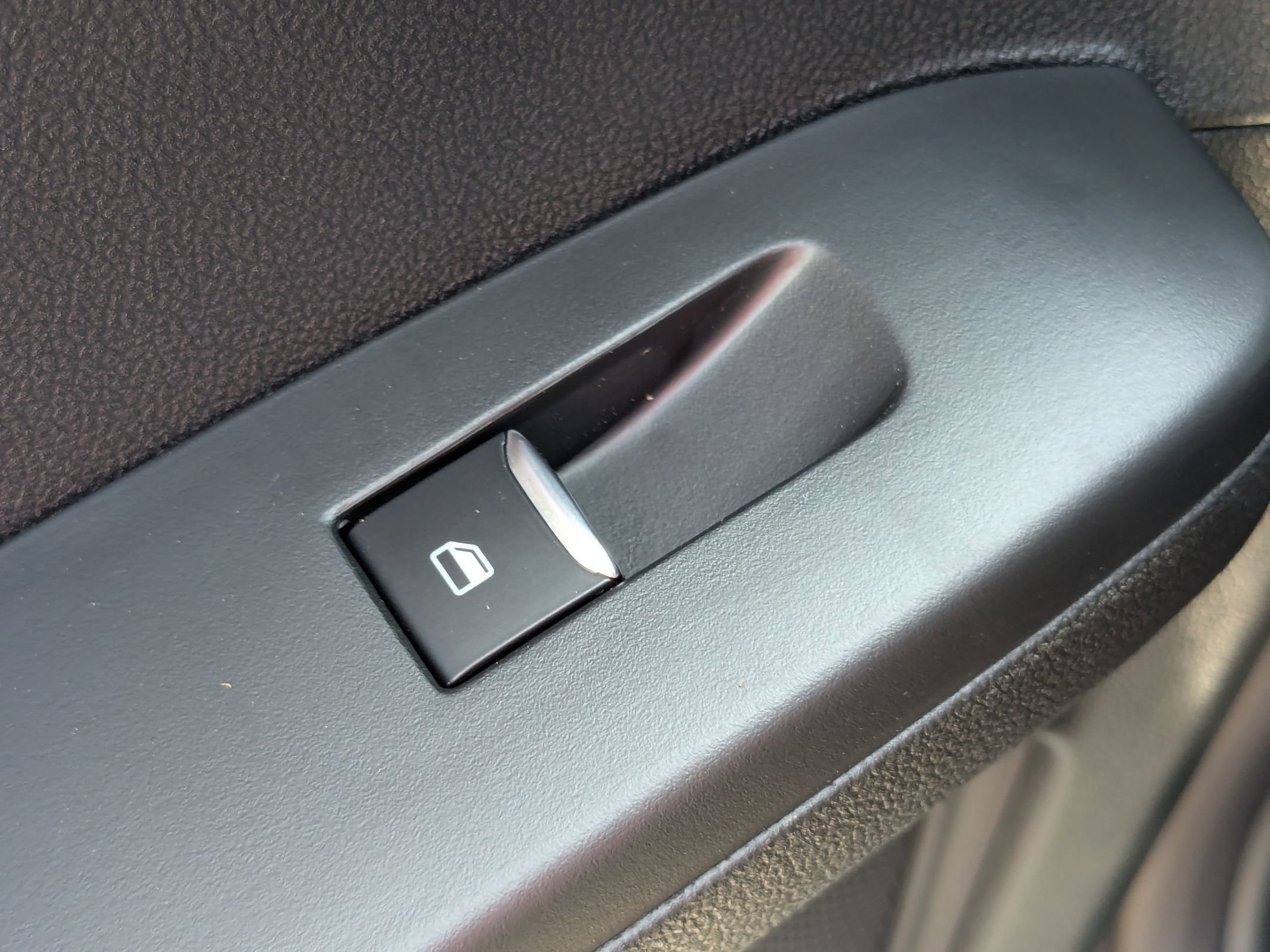2025 Ford Escape ST-Line photo 25