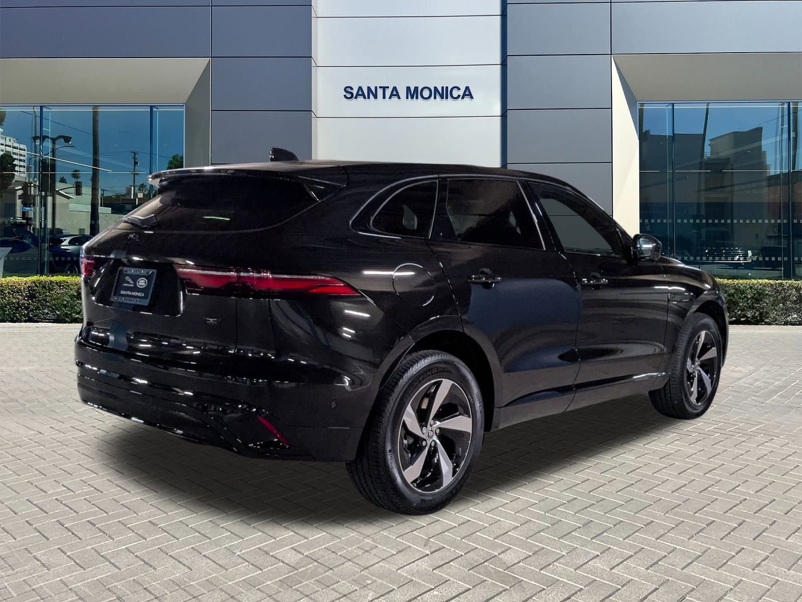2026 Jaguar F-PACE P250 R-Dynamic S photo 2