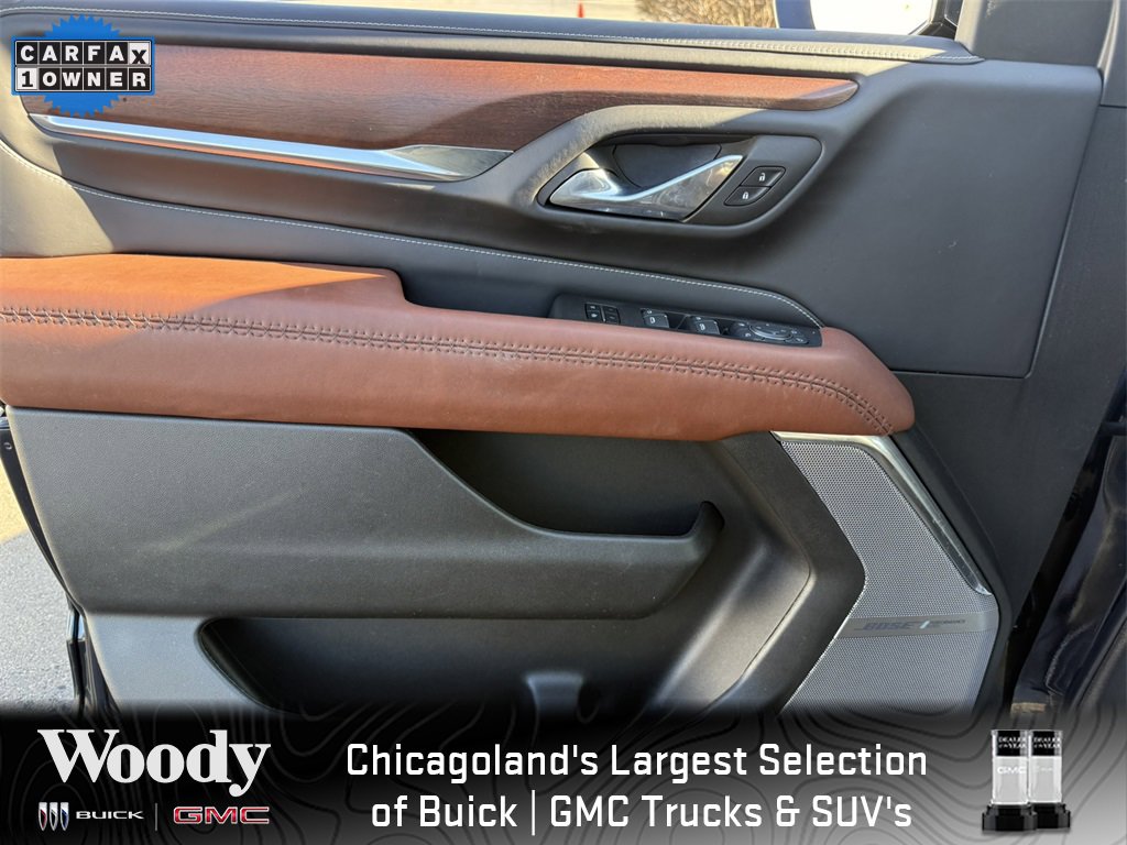 2023 GMC YUKON XL - Image 13