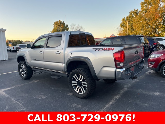 2016 Toyota Tacoma TRD Off-Road photo 3