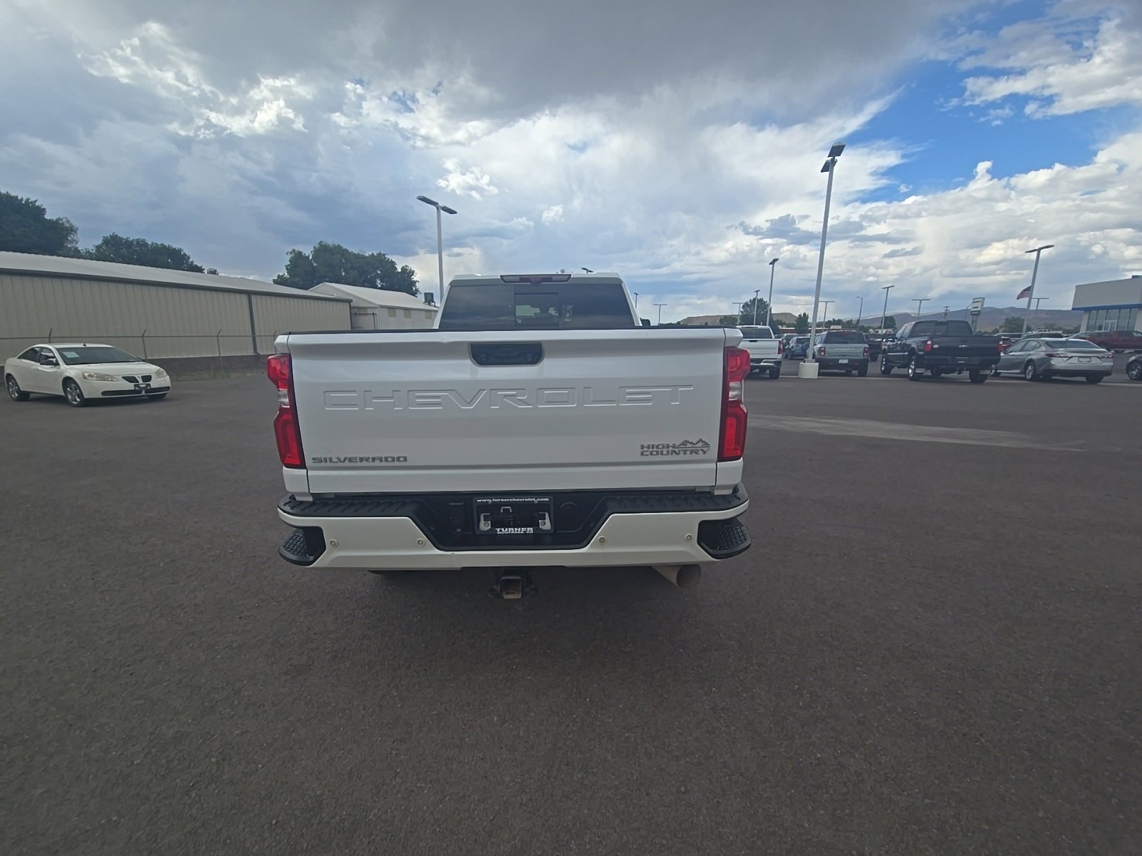 2022 Chevrolet Silverado 2500HD High Country photo 3