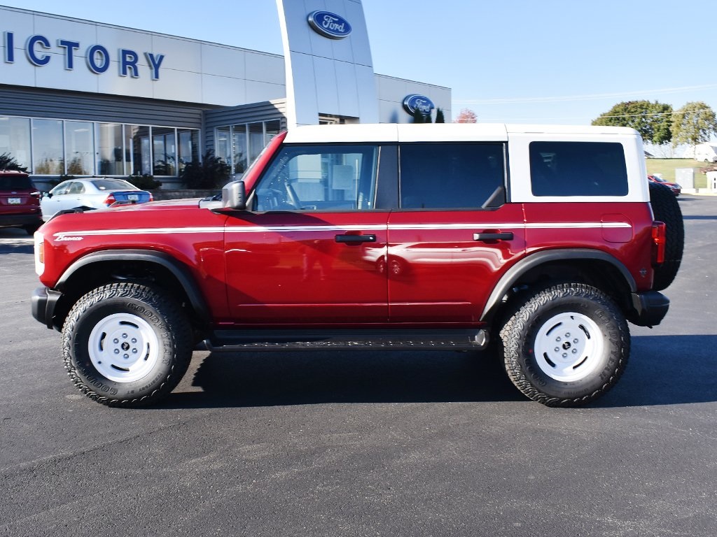 2025 Ford Bronco Heritage First Edition photo 2