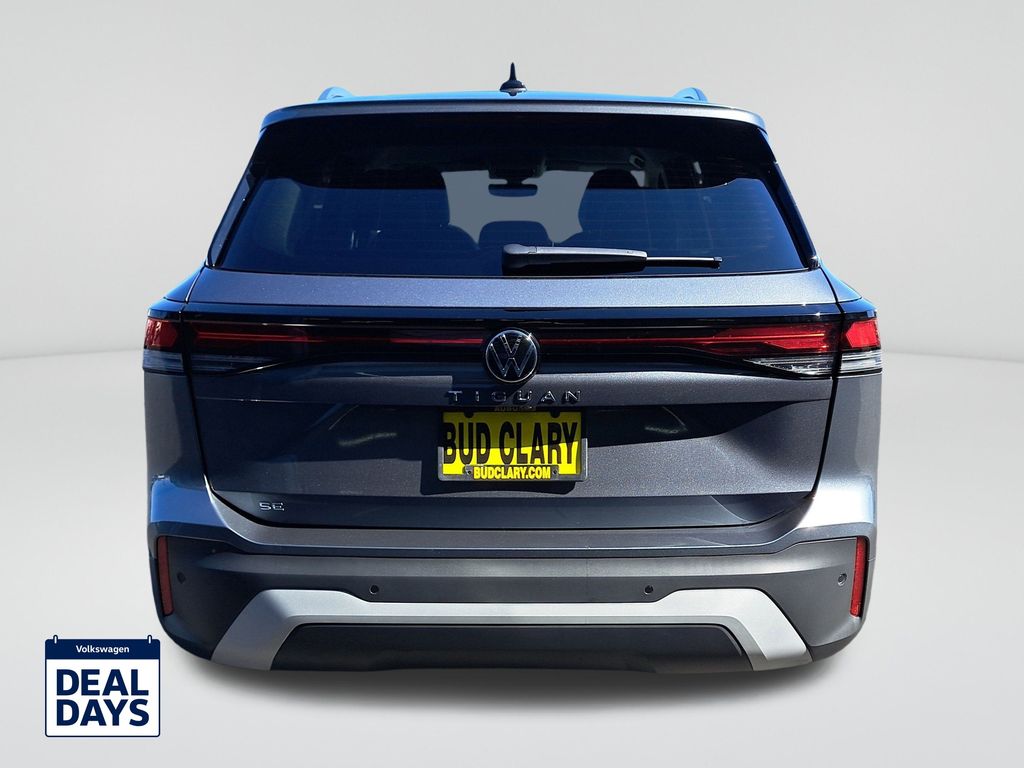 2025 Volkswagen Tiguan SE photo 4