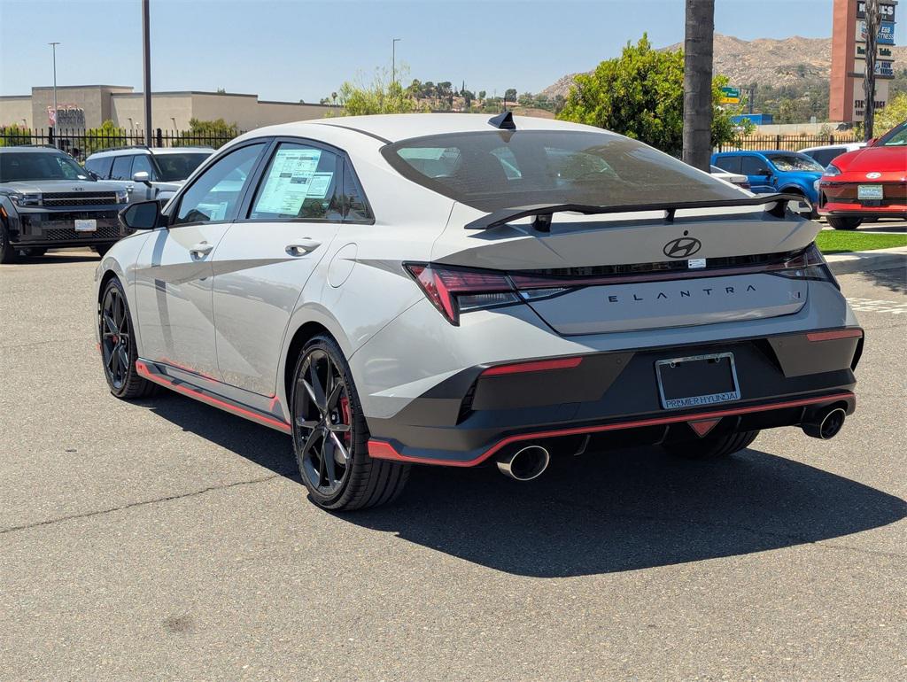 2025 Hyundai Elantra N Base photo 4