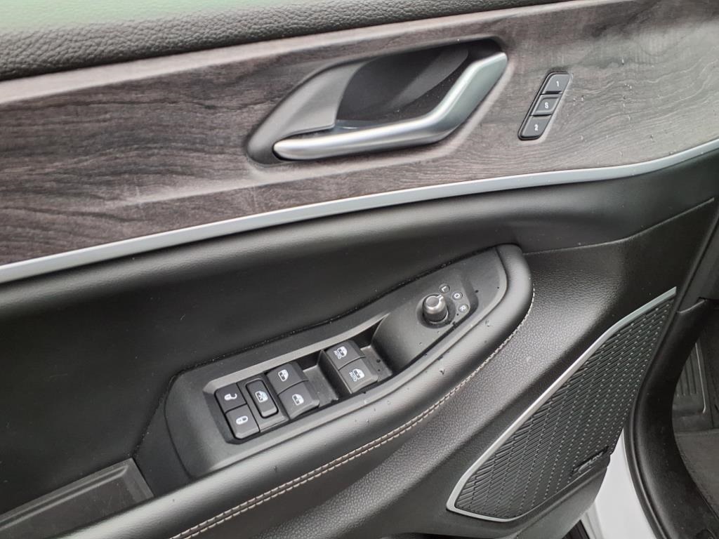 2023 Jeep Cherokee 4xe photo 23