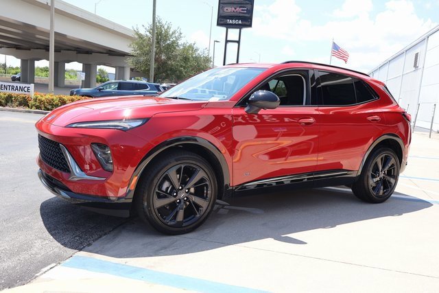 2025 Buick Envision Sport Touring photo 3