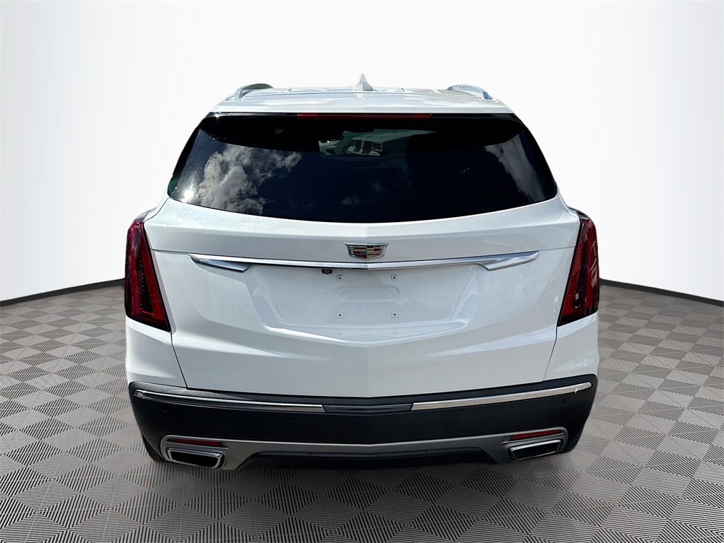2024 Cadillac XT5 Premium Luxury photo 2