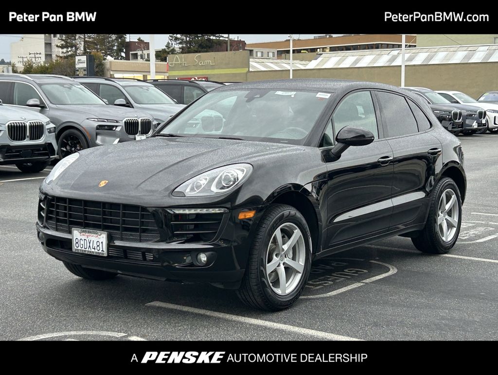 2018 Porsche Macan Base's photo