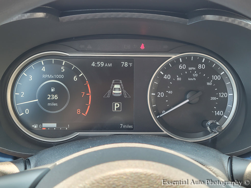 2025 Nissan Versa SV photo 2