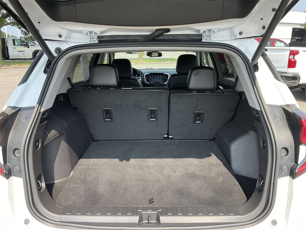 2024 Gmc Terrain SLT photo 18