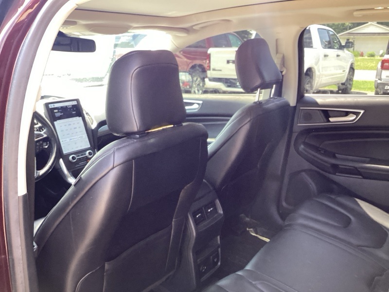 2021 Ford Edge Titanium photo 14