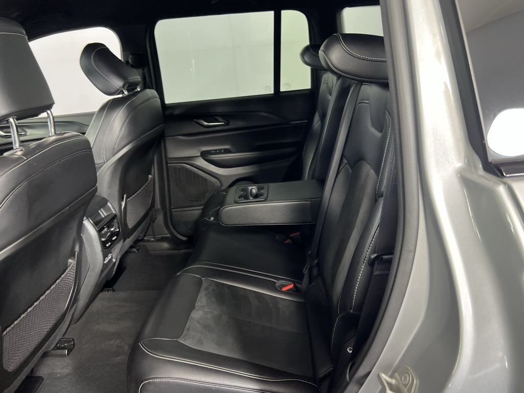 2024 Jeep Grand Cherokee Altitude X photo 18