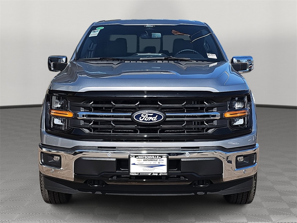 2025 Ford F-150 XLT photo 8