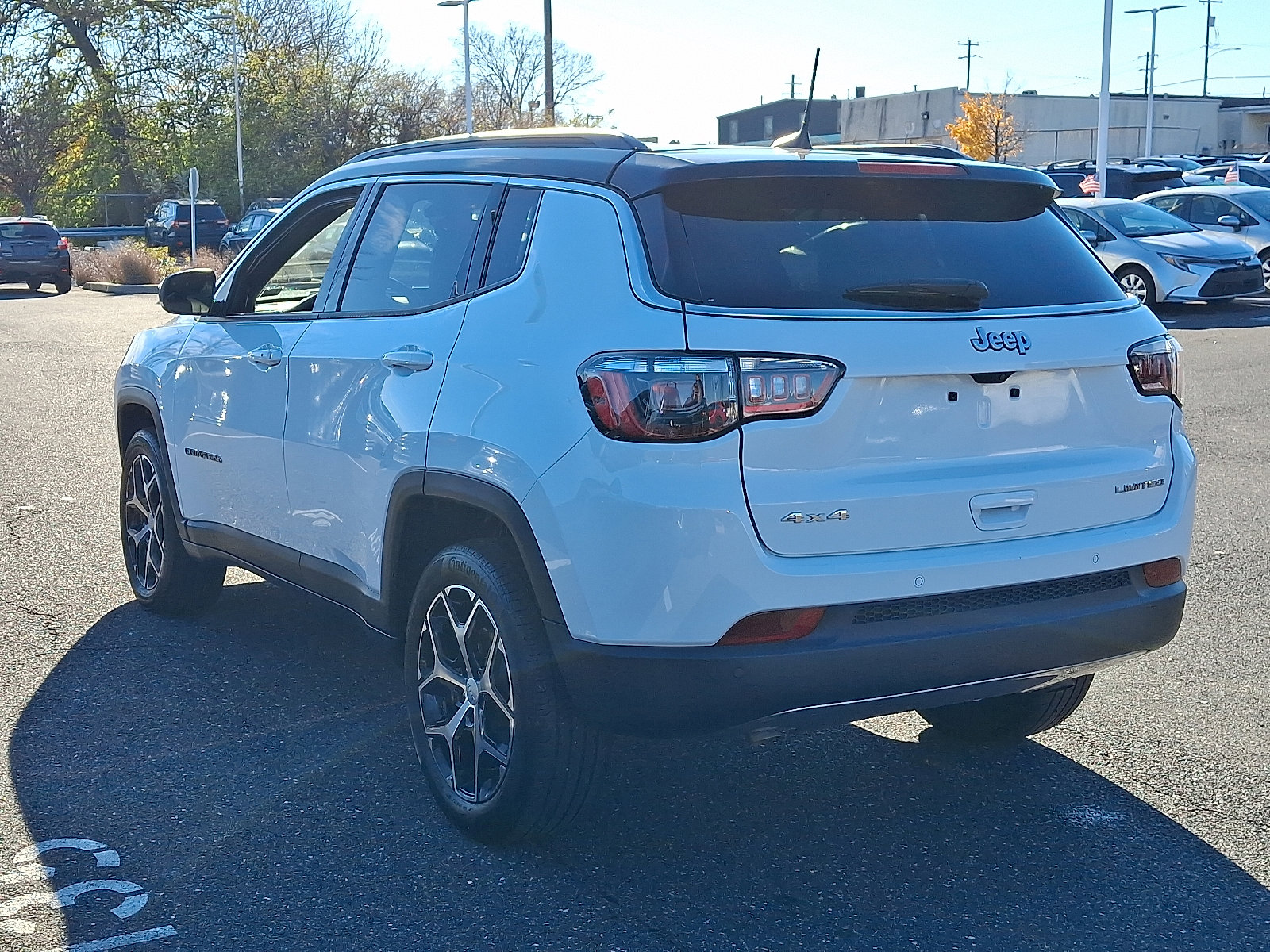 2024 Jeep Compass Limited photo 3