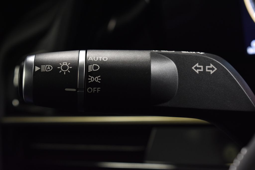 2026 Infiniti QX80 Sensory photo 16