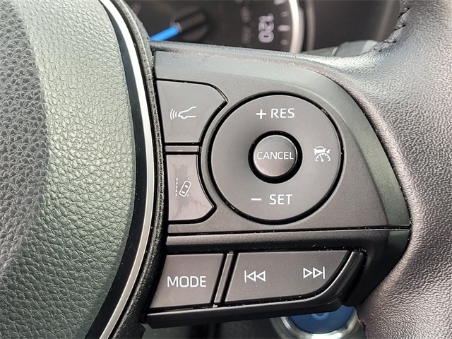 2022 Toyota RAV4 Hybrid XLE Premium photo 22