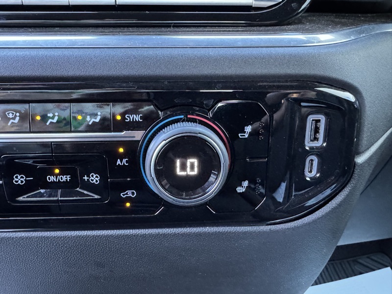 2022 Chevrolet Silverado 1500 LT photo 28
