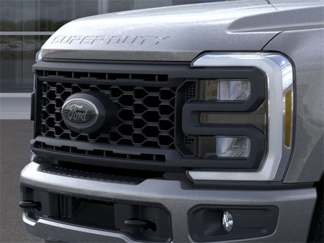 2025 Ford F-350 photo 17