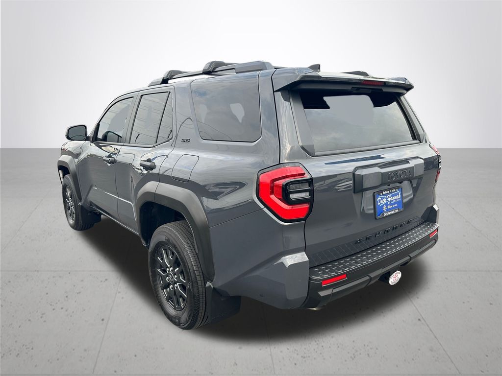 2025 Toyota 4Runner SR5 photo 9