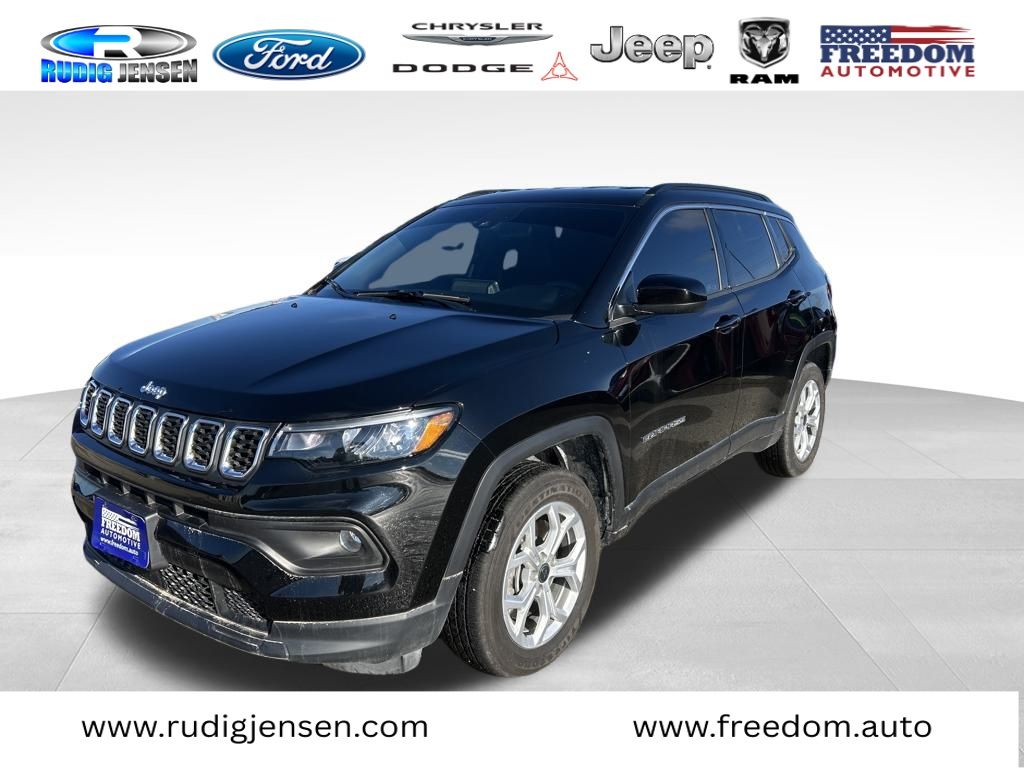 2025 Jeep Compass Latitude's photo
