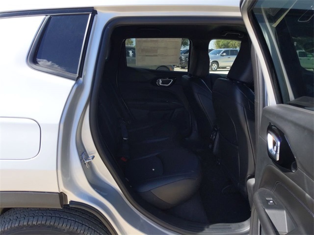 2026 Jeep Compass Latitude Altitude photo 25