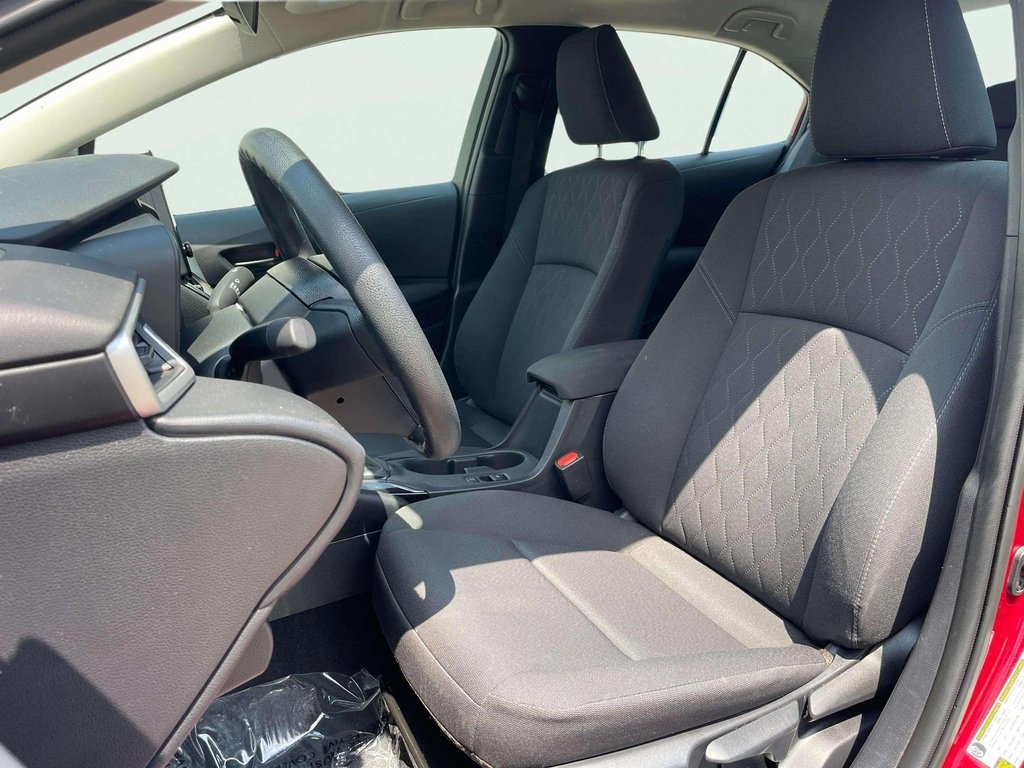 2025 Toyota Corolla LE photo 16